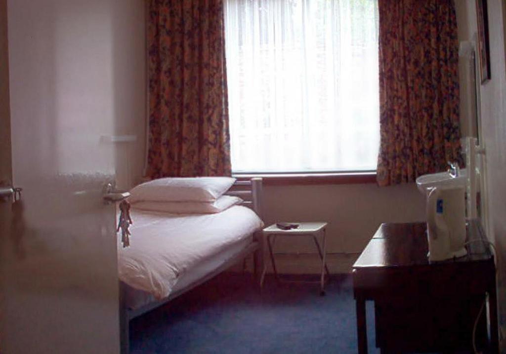 Tekels Park Guest House Кэмберлей Номер фото